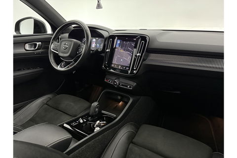 Volvo XC40 T4 Recharge R-Design Hybride 262PK Pano Harman/Kardon LED Memory Virtual Camera Carplay Cruise Clima 19"LMV Navi PDC
