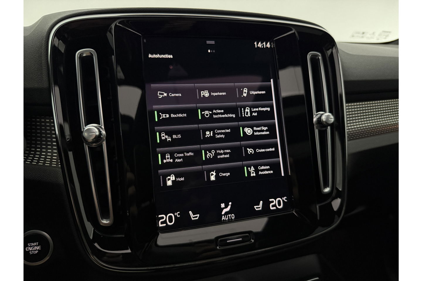 Volvo XC40 T4 Recharge R-Design Hybride 262PK Pano Harman/Kardon LED Memory Virtual Camera Carplay Cruise Clima 19"LMV Navi PDC