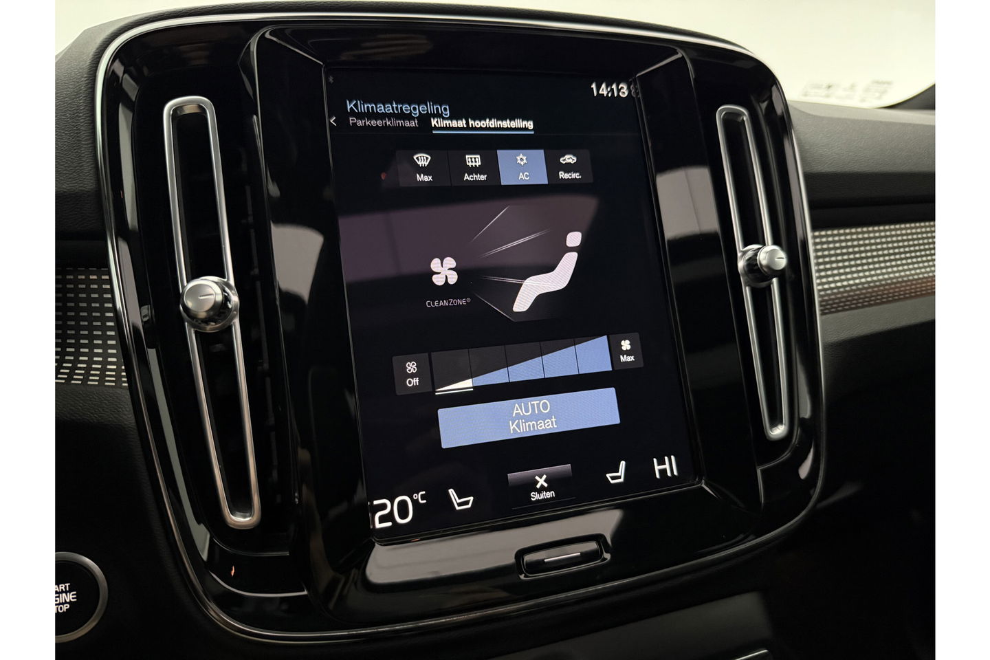 Volvo XC40 T4 Recharge R-Design Hybride 262PK Pano Harman/Kardon LED Memory Virtual Camera Carplay Cruise Clima 19"LMV Navi PDC