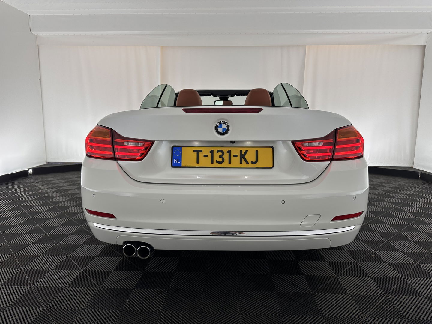BMW 4 Serie Cabrio 435d xDrive Centennial High Executive Aut. *HEAD-UP | FULL-LEATHER | FULL-LED | ADAPTIVE-CRUISE | MEMORY-PACK | AIR-SCARF | BLIND-SPOT | HIFI-SOUND | KEYLESS | DAB+ | SPORT-SEATS | CAMERA | NAVI-FULLMAP | 19''ALU*