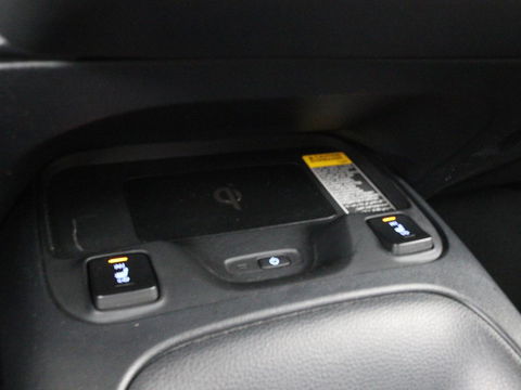 Toyota Corolla 1.8 Hybrid Business Plus | Trekhaak | Stoelverwarming | Adaptive cruise | Carplay | Full LED | Keyless | Camera | DAB | Climate control