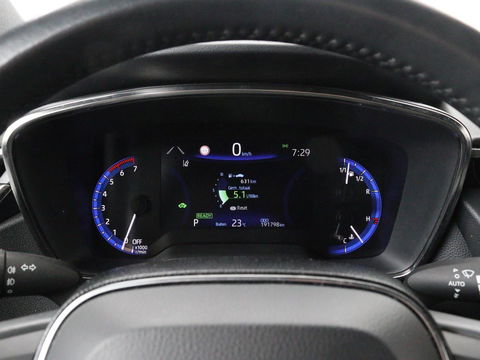 Toyota Corolla 1.8 Hybrid Business Plus | Trekhaak | Stoelverwarming | Adaptive cruise | Carplay | Full LED | Keyless | Camera | DAB | Climate control