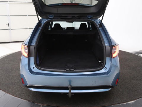 Toyota Corolla 1.8 Hybrid Business Plus | Trekhaak | Stoelverwarming | Adaptive cruise | Carplay | Full LED | Keyless | Camera | DAB | Climate control