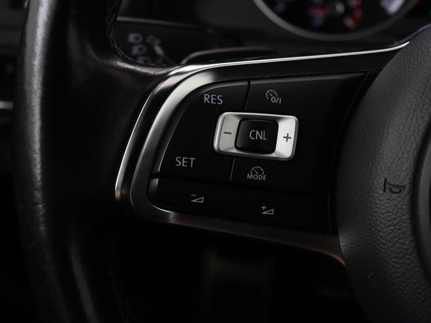 Volkswagen Golf 1.4 TSI GTE | Panoramadak | Carplay | Camera | Trekhaak | Full LED | Navigatie | Park Assist | Sportstoelen | DAB | Climate control