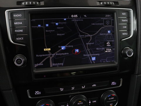 Volkswagen Golf 1.4 TSI GTE | Panoramadak | Carplay | Camera | Trekhaak | Full LED | Navigatie | Park Assist | Sportstoelen | DAB | Climate control