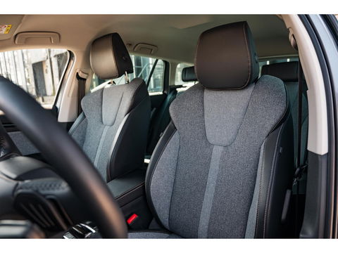 Škoda Octavia Combi FL 1.5 TSI 150PK MHEV Selection | MATRIX-LED | CAMERA | STOELVERW. | ADAPTIVE CRUISE | DIGI DASH