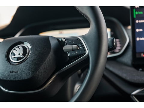 Škoda Octavia Combi FL 1.5 TSI 150PK MHEV Selection | MATRIX-LED | CAMERA | STOELVERW. | ADAPTIVE CRUISE | DIGI DASH