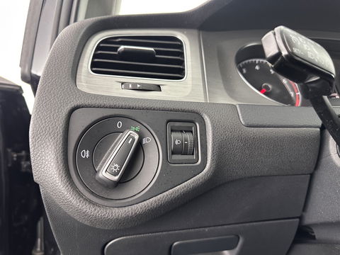 Volkswagen Golf 1.4 TGI Comfortline BlueMotion Executive-Pack *NAVI-FULLMAP | COMFORT-SEATS | ECC | CRUISE | TOWBAR | 15''ALU*
