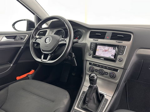Volkswagen Golf 1.4 TGI Comfortline BlueMotion Executive-Pack *NAVI-FULLMAP | COMFORT-SEATS | ECC | CRUISE | TOWBAR | 15''ALU*