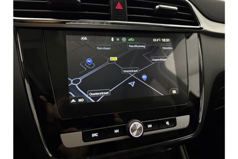 MG ZS EV Luxury 45 kWh Elektrisch Pano Camera Carplay LED Leder Clima Cruise Navi PDC 17"LMV