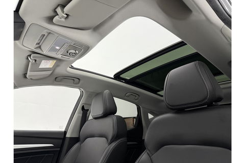 MG ZS EV Luxury 45 kWh Elektrisch Pano Camera Carplay LED Leder Clima Cruise Navi PDC 17"LMV