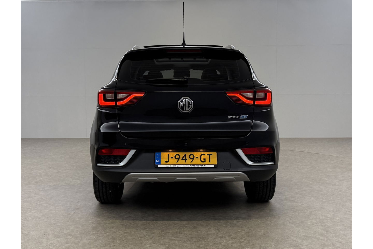 MG ZS EV Luxury 45 kWh Elektrisch Pano Camera Carplay LED Leder Clima Cruise Navi PDC 17"LMV