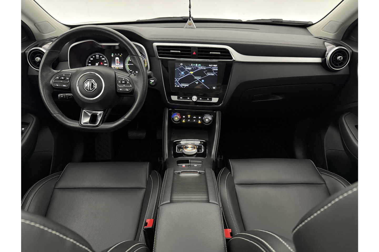 MG ZS EV Luxury 45 kWh Elektrisch Pano Camera Carplay LED Leder Clima Cruise Navi PDC 17"LMV