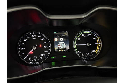 MG ZS EV Luxury 45 kWh Elektrisch Pano Camera Carplay LED Leder Clima Cruise Navi PDC 17"LMV