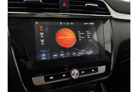 MG ZS EV Luxury 45 kWh Elektrisch Pano Camera Carplay LED Leder Clima Cruise Navi PDC 17"LMV