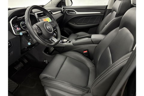 MG ZS EV Luxury 45 kWh Elektrisch Pano Camera Carplay LED Leder Clima Cruise Navi PDC 17"LMV