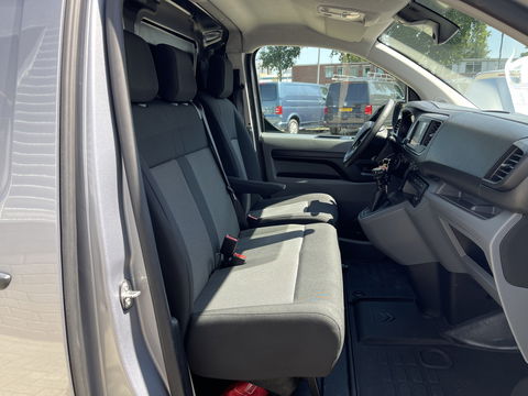 Citroën Jumpy 1.5 BlueHDI 120pk M Club L2H1 / vaste prijs rijklaar € 16.950 ex btw / lease vanaf € 285 / airco / cruise control / bijrijdersbank / grijs metallic / navigatie / euro 6 / bpm vrij