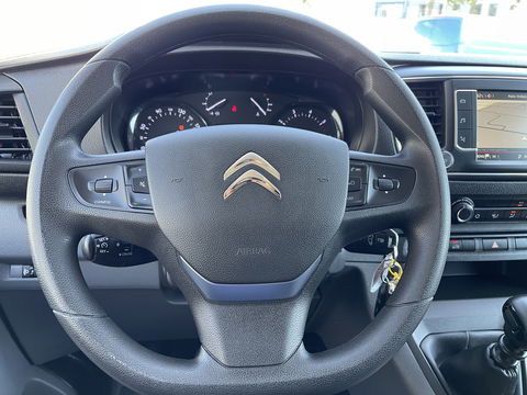 Citroën Jumpy 1.5 BlueHDI 120pk M Club L2H1 / vaste prijs rijklaar € 16.950 ex btw / lease vanaf € 285 / airco / cruise control / bijrijdersbank / grijs metallic / navigatie / euro 6 / bpm vrij