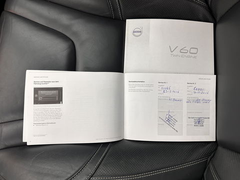 Volvo V60 2.4 D6 Twin Engine R-Design Aut. *PANO | LUXURY-LEATHER | BI-XENON | PREMIUM AUDIO | NAVI-FULLMAP | MEMORY-PACK | HEATED-COMFORTSEATS | TOWBAR | ECC | PDC | CRUISE | 18''ALU*