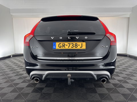 Volvo V60 2.4 D6 Twin Engine R-Design Aut. *PANO | LUXURY-LEATHER | BI-XENON | PREMIUM AUDIO | NAVI-FULLMAP | MEMORY-PACK | HEATED-COMFORTSEATS | TOWBAR | ECC | PDC | CRUISE | 18''ALU*