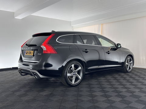 Volvo V60 2.4 D6 Twin Engine R-Design Aut. *PANO | LUXURY-LEATHER | BI-XENON | PREMIUM AUDIO | NAVI-FULLMAP | MEMORY-PACK | HEATED-COMFORTSEATS | TOWBAR | ECC | PDC | CRUISE | 18''ALU*