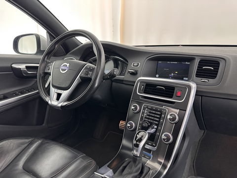 Volvo V60 2.4 D6 Twin Engine R-Design Aut. *PANO | LUXURY-LEATHER | BI-XENON | PREMIUM AUDIO | NAVI-FULLMAP | MEMORY-PACK | HEATED-COMFORTSEATS | TOWBAR | ECC | PDC | CRUISE | 18''ALU*