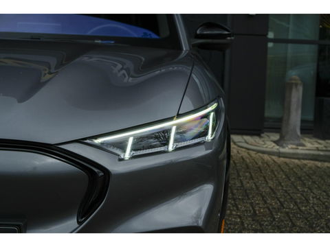 Ford Mustang Mach-E 337pk Extended AWD 98 kWh Panoramadak B&O *BTW* Trekhaak Technology Plus pack NLauto