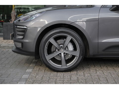 Porsche Macan S 3.0 D 258pk Panoramadak Bose Luchtvering Sport chrono Sportuitlaat Lane assist 20" LMV