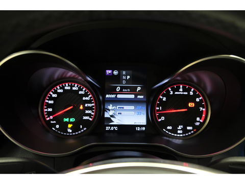 Mercedes-Benz GLC Coupé GLC63s AMG 510pk 4MATIC+ Keramisch Schuifdak Distronic+ Burmester Luchtvering Trekhaak Head-up VOL VOL VOL!!!