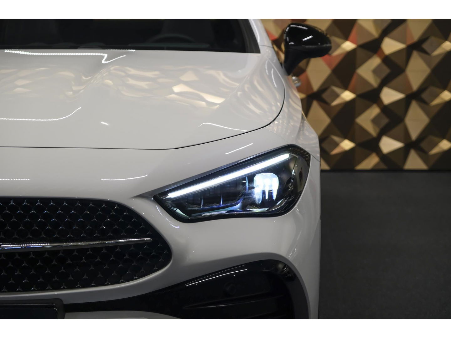 Mercedes-Benz CLE Coupé CLE200 AMG 204pk Panoramadak Night pakket *DIRECT RIJDEN* Burmester 3d *BTW* MBUX Distronic Sportsound 20" LMV