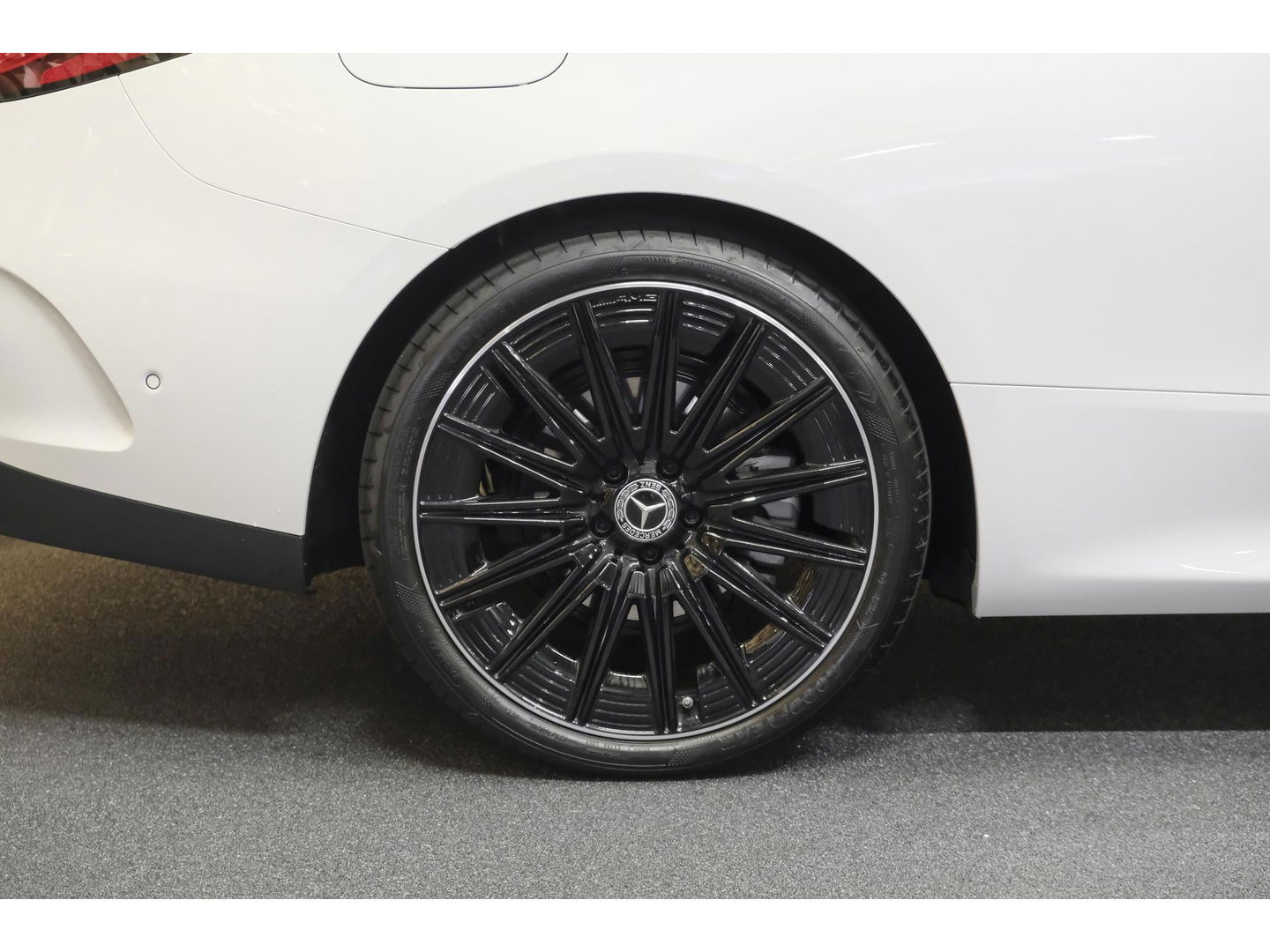 Mercedes-Benz CLE Coupé CLE200 AMG 204pk Panoramadak Night pakket *DIRECT RIJDEN* Burmester 3d *BTW* MBUX Distronic Sportsound 20" LMV