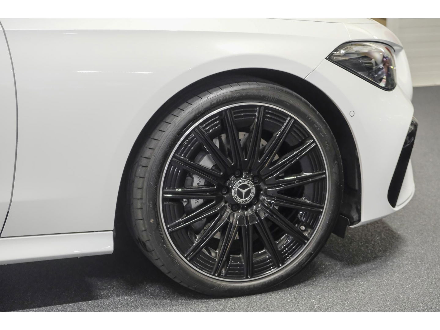 Mercedes-Benz CLE Coupé CLE200 AMG 204pk Panoramadak Night pakket *DIRECT RIJDEN* Burmester 3d *BTW* MBUX Distronic Sportsound 20" LMV