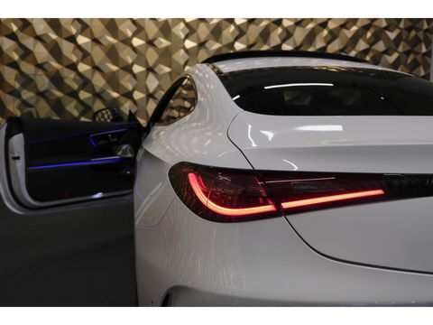 Mercedes-Benz CLE Coupé CLE200 AMG 204pk Panoramadak Night pakket *DIRECT RIJDEN* Burmester 3d *BTW* MBUX Distronic Sportsound 20" LMV