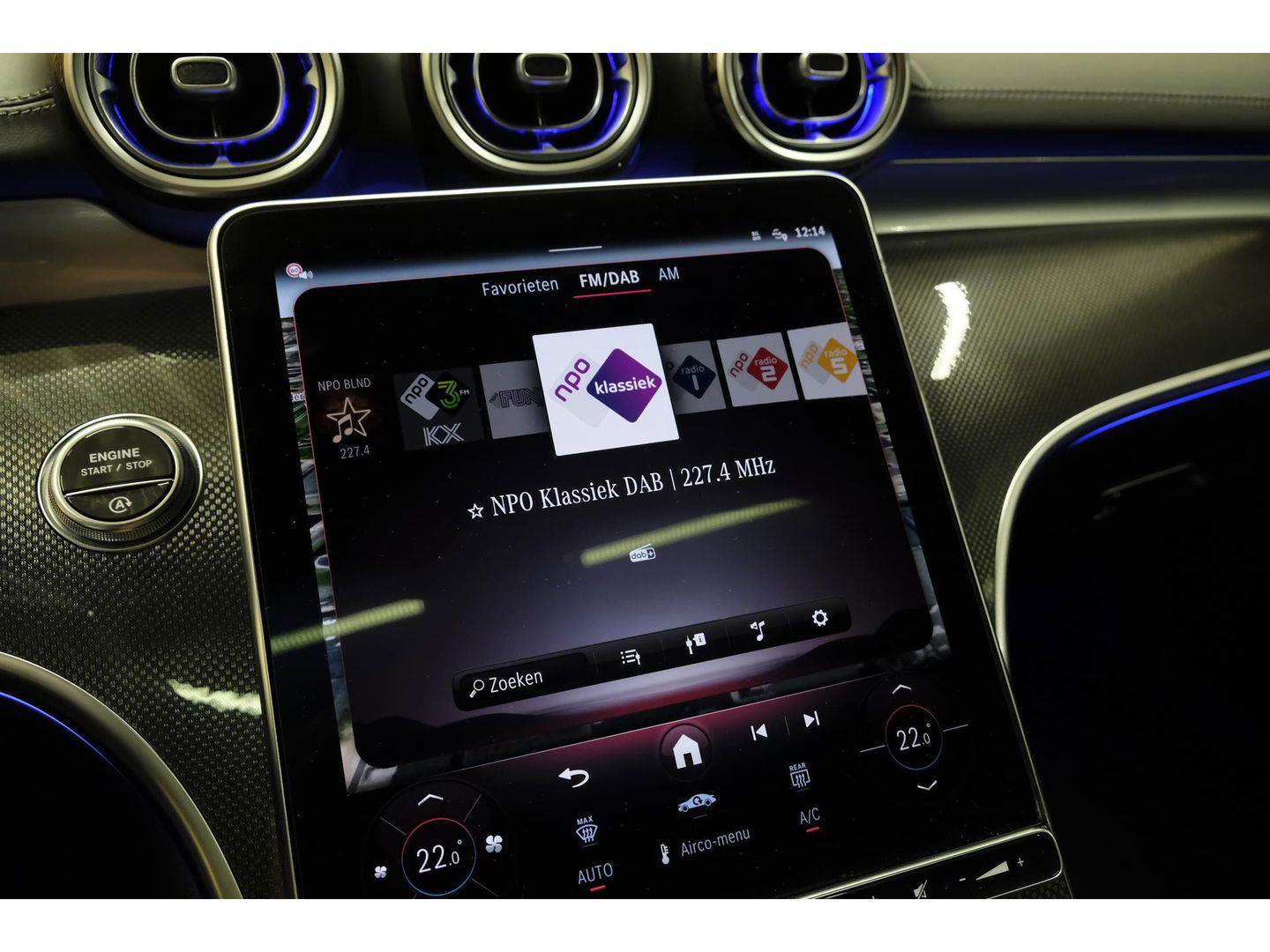 Mercedes-Benz CLE Coupé CLE200 AMG 204pk Panoramadak Night pakket *DIRECT RIJDEN* Burmester 3d *BTW* MBUX Distronic Sportsound 20" LMV
