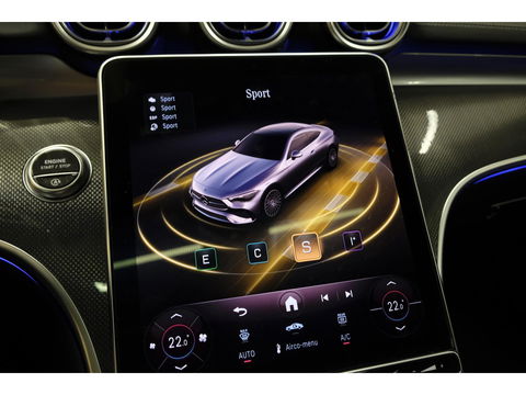 Mercedes-Benz CLE Coupé CLE200 AMG 204pk Panoramadak Night pakket *DIRECT RIJDEN* Burmester 3d *BTW* MBUX Distronic Sportsound 20" LMV