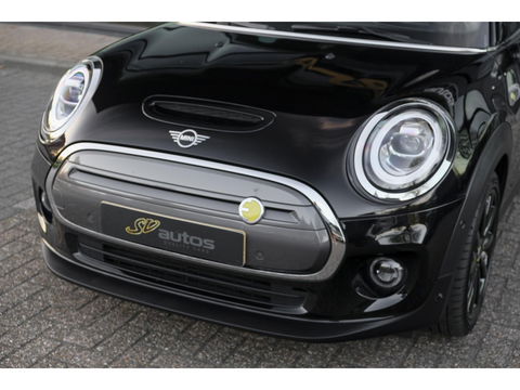 MINI Mini Electric Cooper SE 184pk 33 kWh Panoramadak Head-up *BTW* Leder Camera NLauto 17" LMV