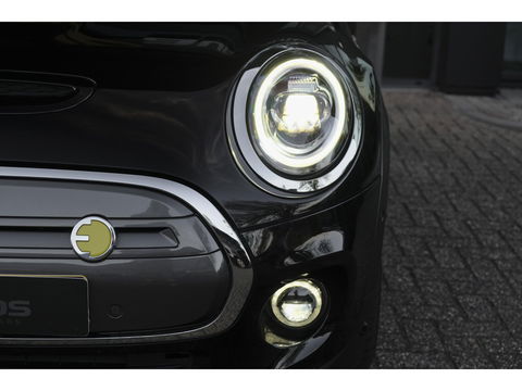 MINI Mini Electric Cooper SE 184pk 33 kWh Panoramadak Head-up *BTW* Leder Camera NLauto 17" LMV
