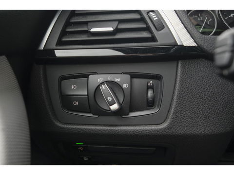 BMW 3-serie 330e 252pk M-Sport Schuifdak Harman/Kardon Head-up Leder Full led NLauto 19" LMV