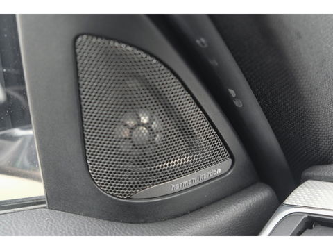 BMW 3-serie 330e 252pk M-Sport Schuifdak Harman/Kardon Head-up Leder Full led NLauto 19" LMV