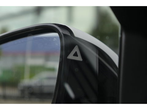 BMW 3-serie 330e 252pk M-Sport Schuifdak Harman/Kardon Head-up Leder Full led NLauto 19" LMV
