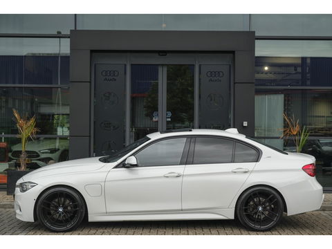 BMW 3-serie 330e 252pk M-Sport Schuifdak Harman/Kardon Head-up Leder Full led NLauto 19" LMV