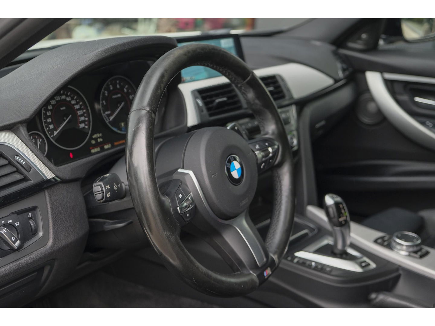 BMW 3-serie 330e 252pk M-Sport Schuifdak Harman/Kardon Head-up Leder Full led NLauto 19" LMV