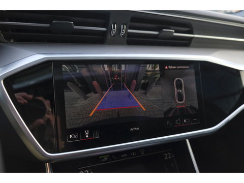 Audi A6 Avant 50 TFSIe 300pk Quattro S-line Facelift Panoramadak Bang&Olufsen *BTW* Trekhaak elec. Ascari blauw S6 diffusor Black pack