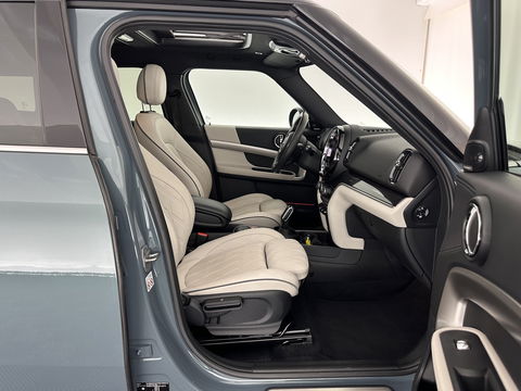 MINI Countryman 1.5 Cooper Business Edition Aut. *PANO | FULL-LEATHER | FULL-LED | HARMAN/KARDON | SPORT-SEATS | CAMERA | KEYKESS | DIGI-COCKPIT | NAVI-FULLMAP | ECC | PDC | CRUISE*