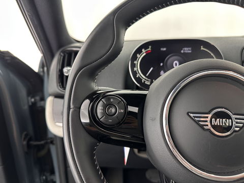 MINI Countryman 1.5 Cooper Business Edition Aut. *PANO | FULL-LEATHER | FULL-LED | HARMAN/KARDON | SPORT-SEATS | CAMERA | KEYKESS | DIGI-COCKPIT | NAVI-FULLMAP | ECC | PDC | CRUISE*