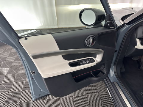 MINI Countryman 1.5 Cooper Business Edition Aut. *PANO | FULL-LEATHER | FULL-LED | HARMAN/KARDON | SPORT-SEATS | CAMERA | KEYKESS | DIGI-COCKPIT | NAVI-FULLMAP | ECC | PDC | CRUISE*
