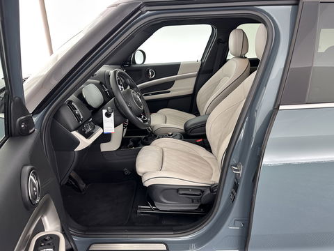 MINI Countryman 1.5 Cooper Business Edition Aut. *PANO | FULL-LEATHER | FULL-LED | HARMAN/KARDON | SPORT-SEATS | CAMERA | KEYKESS | DIGI-COCKPIT | NAVI-FULLMAP | ECC | PDC | CRUISE*