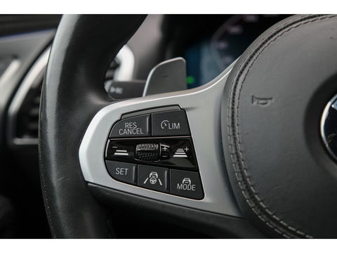 BMW 8 Serie Gran Coupé M850i 530pk xDrive High Executive Panoramadak Bowers&Wilkins Carbon exterieur NLauto 1e eigenaar!!