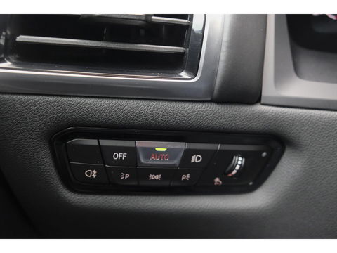 BMW 8 Serie Gran Coupé M850i 530pk xDrive High Executive Panoramadak Bowers&Wilkins Carbon exterieur NLauto 1e eigenaar!!