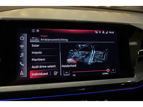 Audi Q4 e-tron 40 204pk Competition S-line 77 kWh Sonos audio Head-up *Marge* Trekhaak elektrisch Camera Adaptive cruise NLauto